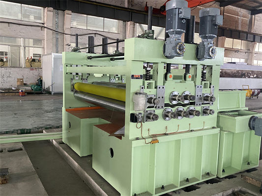 corte automático de 1-6mm à linha do comprimento para a alimentação servo do comprimento da folha de aço média da bobina do calibre