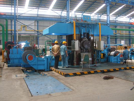 Faixa de aço inoxidável Reversível Redução a frio Moinho de rolamento Alta eficiência Economia de energia